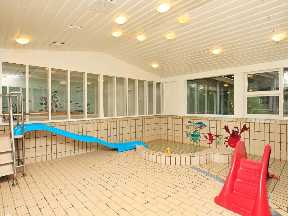 6 Person Holiday Home On A Holiday Park In هِنستهولم المظهر الخارجي الصورة